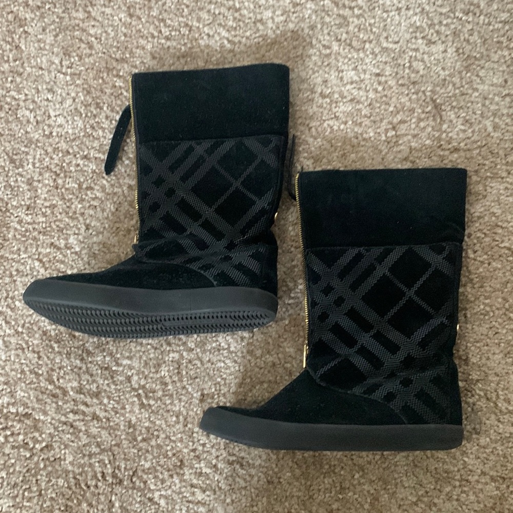 Authentic Burberry Girls Boots